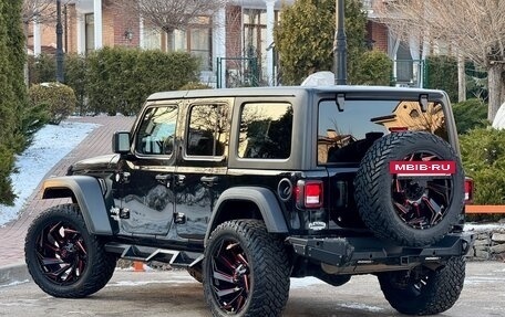 Jeep Wrangler, 2019 год, 4 140 000 рублей, 14 фотография