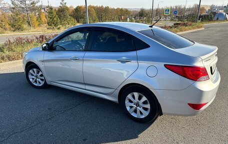 Hyundai Solaris II рестайлинг, 2016 год, 1 000 000 рублей, 9 фотография