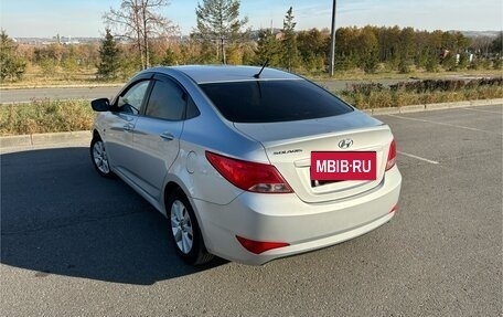 Hyundai Solaris II рестайлинг, 2016 год, 1 000 000 рублей, 8 фотография