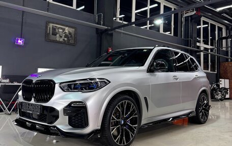 BMW X5, 2020 год, 12 640 000 рублей, 2 фотография