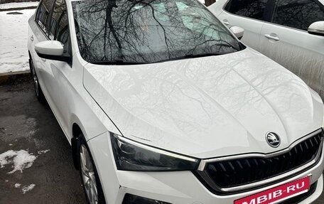 Skoda Rapid II, 2022 год, 2 350 000 рублей, 2 фотография