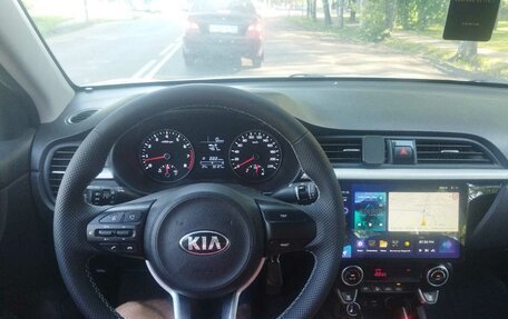 KIA Rio IV, 2019 год, 1 555 000 рублей, 17 фотография