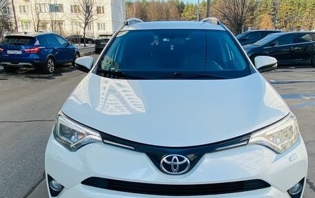 Toyota RAV4, 2017 год, 2 500 000 рублей, 1 фотография