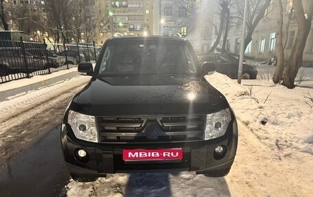 Mitsubishi Pajero IV, 2007 год, 2 000 000 рублей, 1 фотография