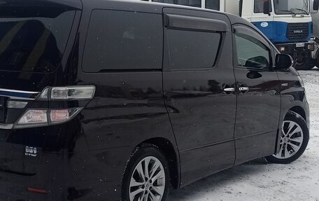 Toyota Vellfire I, 2012 год, 2 650 000 рублей, 18 фотография