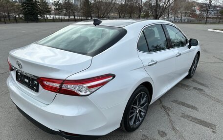 Toyota Camry, 2023 год, 5 500 000 рублей, 8 фотография