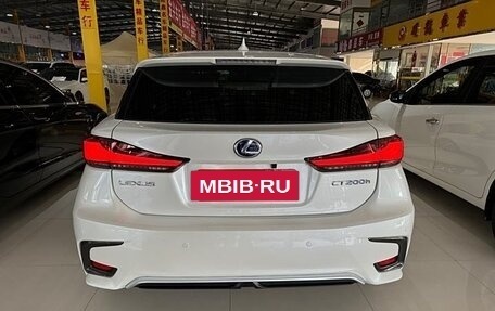 Lexus CT I рестайлинг, 2020 год, 2 330 000 рублей, 6 фотография