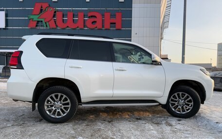 Toyota Land Cruiser Prado 150 рестайлинг 2, 2019 год, 5 700 000 рублей, 5 фотография