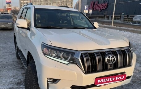 Toyota Land Cruiser Prado 150 рестайлинг 2, 2019 год, 5 700 000 рублей, 2 фотография