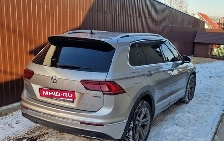 Volkswagen Tiguan II, 2018 год, 2 100 000 рублей, 13 фотография