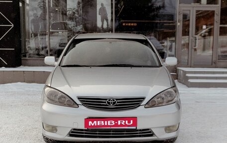 Toyota Camry V40, 2005 год, 1 050 000 рублей, 2 фотография