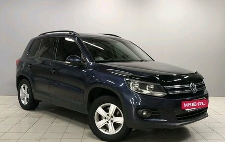 Volkswagen Tiguan I, 2011 год, 950 000 рублей, 3 фотография