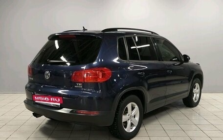 Volkswagen Tiguan I, 2011 год, 950 000 рублей, 5 фотография