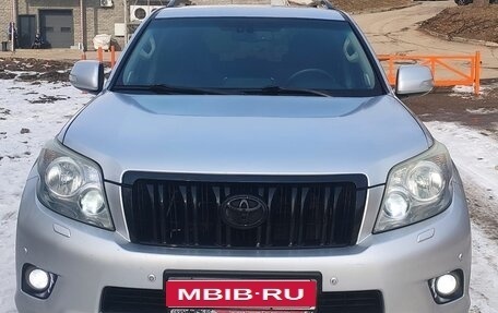 Toyota Land Cruiser Prado 150 рестайлинг 2, 2011 год, 3 000 000 рублей, 1 фотография