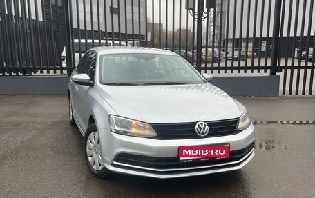 Volkswagen Jetta VI, 2015 год, 910 000 рублей, 1 фотография