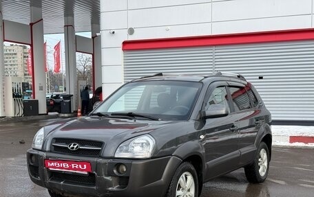 Hyundai Tucson III, 2008 год, 740 000 рублей, 3 фотография