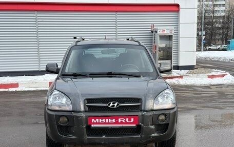 Hyundai Tucson III, 2008 год, 740 000 рублей, 2 фотография