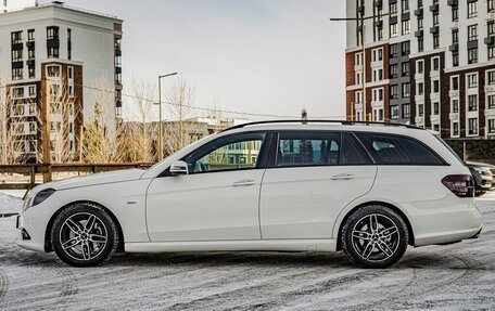 Mercedes-Benz E-Класс, 2011 год, 1 785 000 рублей, 6 фотография