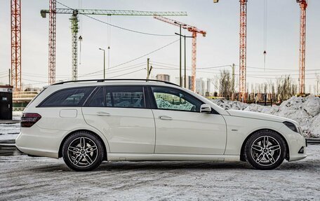 Mercedes-Benz E-Класс, 2011 год, 1 785 000 рублей, 11 фотография