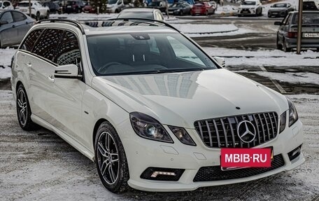 Mercedes-Benz E-Класс, 2011 год, 1 785 000 рублей, 2 фотография