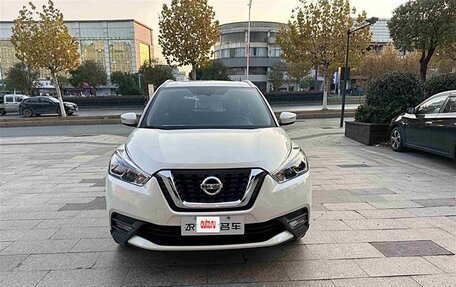 Nissan Kicks I, 2021 год, 1 600 000 рублей, 4 фотография