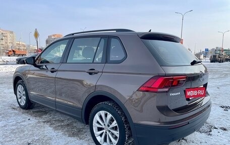 Volkswagen Tiguan II, 2018 год, 2 349 000 рублей, 7 фотография