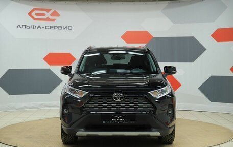 Toyota RAV4, 2021 год, 3 550 000 рублей, 2 фотография