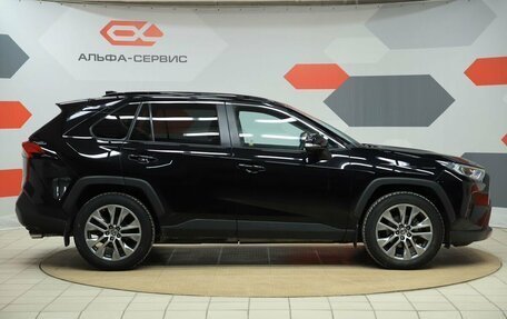 Toyota RAV4, 2021 год, 3 550 000 рублей, 4 фотография