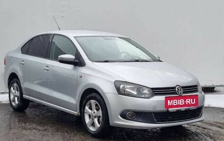 Volkswagen Polo VI (EU Market), 2012 год, 830 000 рублей, 3 фотография