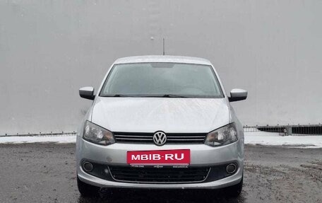 Volkswagen Polo VI (EU Market), 2012 год, 830 000 рублей, 2 фотография