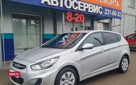 Hyundai Solaris II рестайлинг, 2014 год, 880 000 рублей, 3 фотография