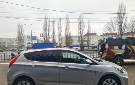 Hyundai Solaris II рестайлинг, 2014 год, 880 000 рублей, 12 фотография