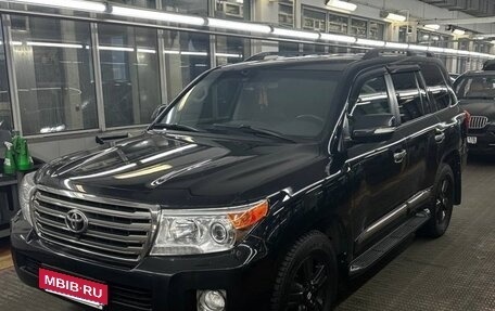 Toyota Land Cruiser 200, 2015 год, 4 999 500 рублей, 1 фотография