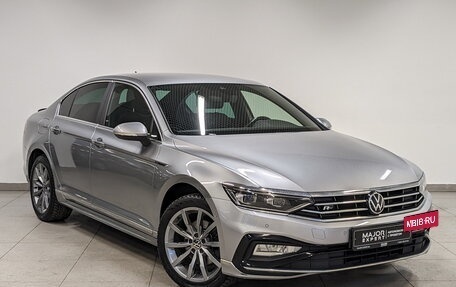 Volkswagen Passat B8 рестайлинг, 2021 год, 2 955 000 рублей, 3 фотография