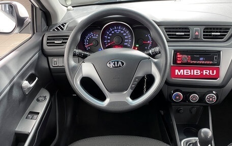 KIA Rio III рестайлинг, 2015 год, 869 000 рублей, 18 фотография