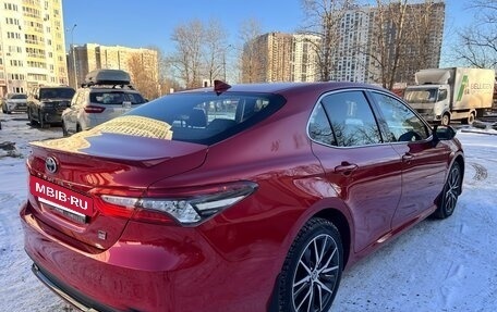 Toyota Camry, 2022 год, 3 850 000 рублей, 5 фотография