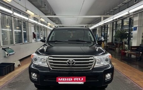 Toyota Land Cruiser 200, 2015 год, 4 999 500 рублей, 2 фотография