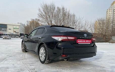 Toyota Camry, 2019 год, 2 600 000 рублей, 7 фотография