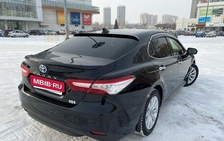 Toyota Camry, 2019 год, 2 600 000 рублей, 10 фотография