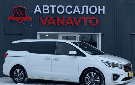 KIA Carnival III, 2019 год, 2 890 000 рублей, 3 фотография