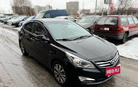 Hyundai Solaris II рестайлинг, 2015 год, 1 149 000 рублей, 3 фотография