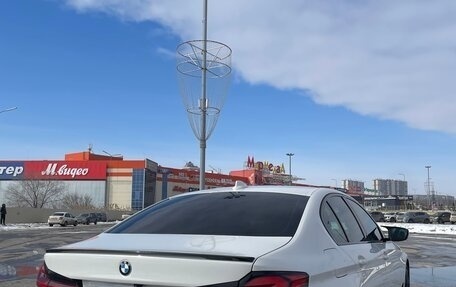 BMW 5 серия, 2019 год, 6 100 000 рублей, 15 фотография