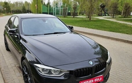 BMW 3 серия, 2018 год, 2 050 000 рублей, 3 фотография