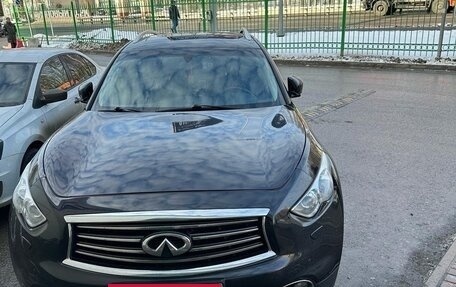 Infiniti QX70, 2014 год, 2 450 000 рублей, 5 фотография