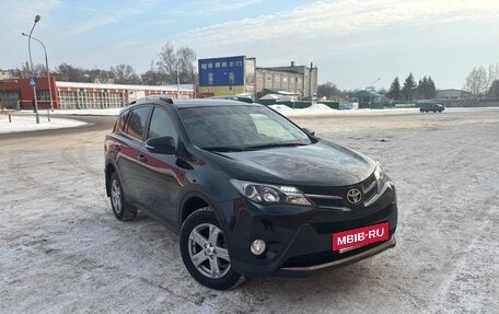 Toyota RAV4, 2015 год, 2 350 000 рублей, 5 фотография