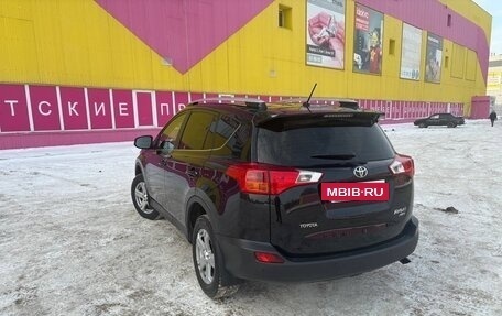 Toyota RAV4, 2015 год, 2 350 000 рублей, 4 фотография