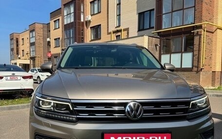 Volkswagen Tiguan II, 2017 год, 1 950 000 рублей, 4 фотография