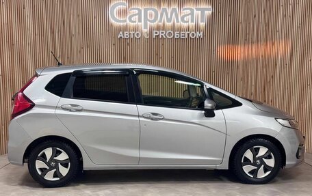 Honda Fit III, 2018 год, 1 297 000 рублей, 6 фотография