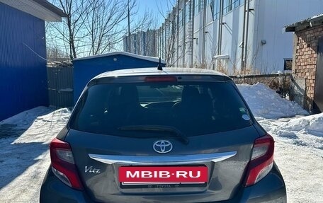 Toyota Vitz, 2014 год, 900 000 рублей, 12 фотография