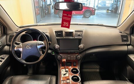 Toyota Highlander III, 2012 год, 2 199 000 рублей, 20 фотография